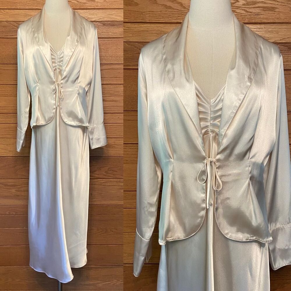 Jones New York Ivory Satin Chemise with Jacket